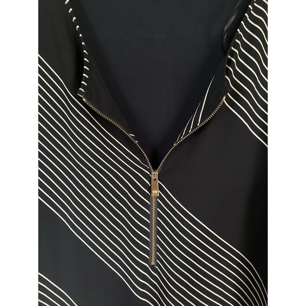 Chaus NY Top Medium Black White Striped Asymmetrical Front Zip Good Condition - Picture 5 of 16